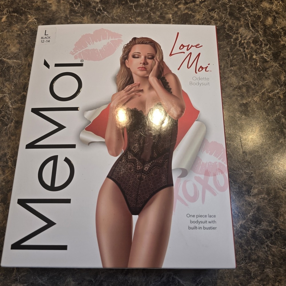 Love Moi‎ One Piece Lace Bodysuit Built In Bustier Size Large NWT